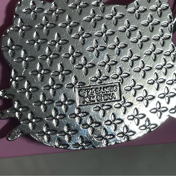 Sanrio Hello Kitty Face Pave 3D Bling Key Chain Silver Finish 2025 - Picture 6 of 12
